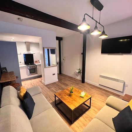 Stunning Liverpool City Center Apartment Екстер'єр фото